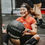 克拉拉戴大红花