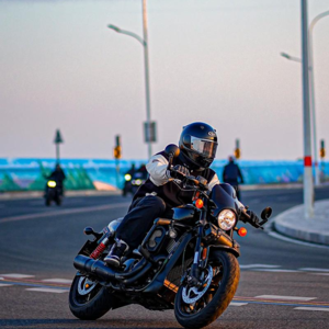 EP01. 骑摩托车的人都原罪吗