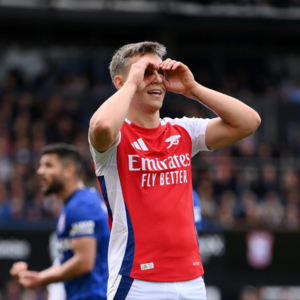 欧冠比赛的预演？（阿森纳客场4：0伊普斯维奇）