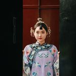 媚初
