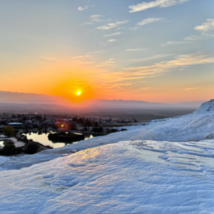 第一天 初探棉花堡:隐藏的美景与温泉奥秘