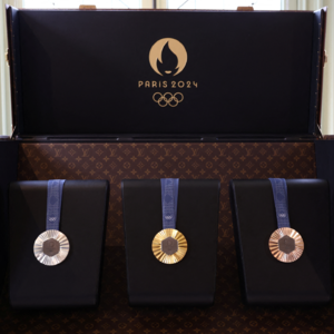 LVMH能靠巴黎奥运会“翻身”吗？ | 商业加点料 03