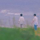 你在我右边的时候拉我左手