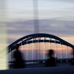 关山无灯火