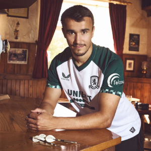 「EP22」米德尔斯堡2025-26赛季第三球衣：复古与现代的完美融合.