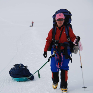 18 告别学霸正轨，选择七峰两极的极限人生——访谈首位完成探险者大满贯的亚裔女性王雷