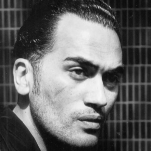 19690208 Pauly Fuemana (OMC) 大背头粗眉毛刀疤印在颧骨上