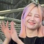 小海蜇在听播客