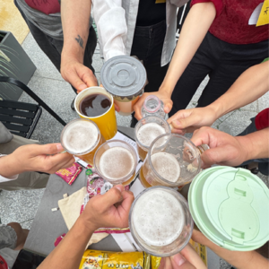 加更❗️🇬🇧“伯”🇸🇪“斯”归来 聊个旅行✈️喝着啤酒🍺别样感受——老爷有聊40&线下群聊22
