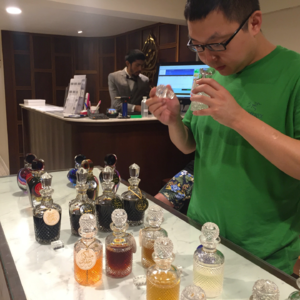 中国人不能只用香水