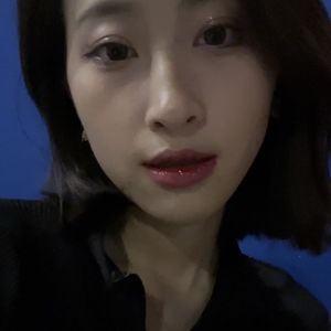 Saira三三做自己