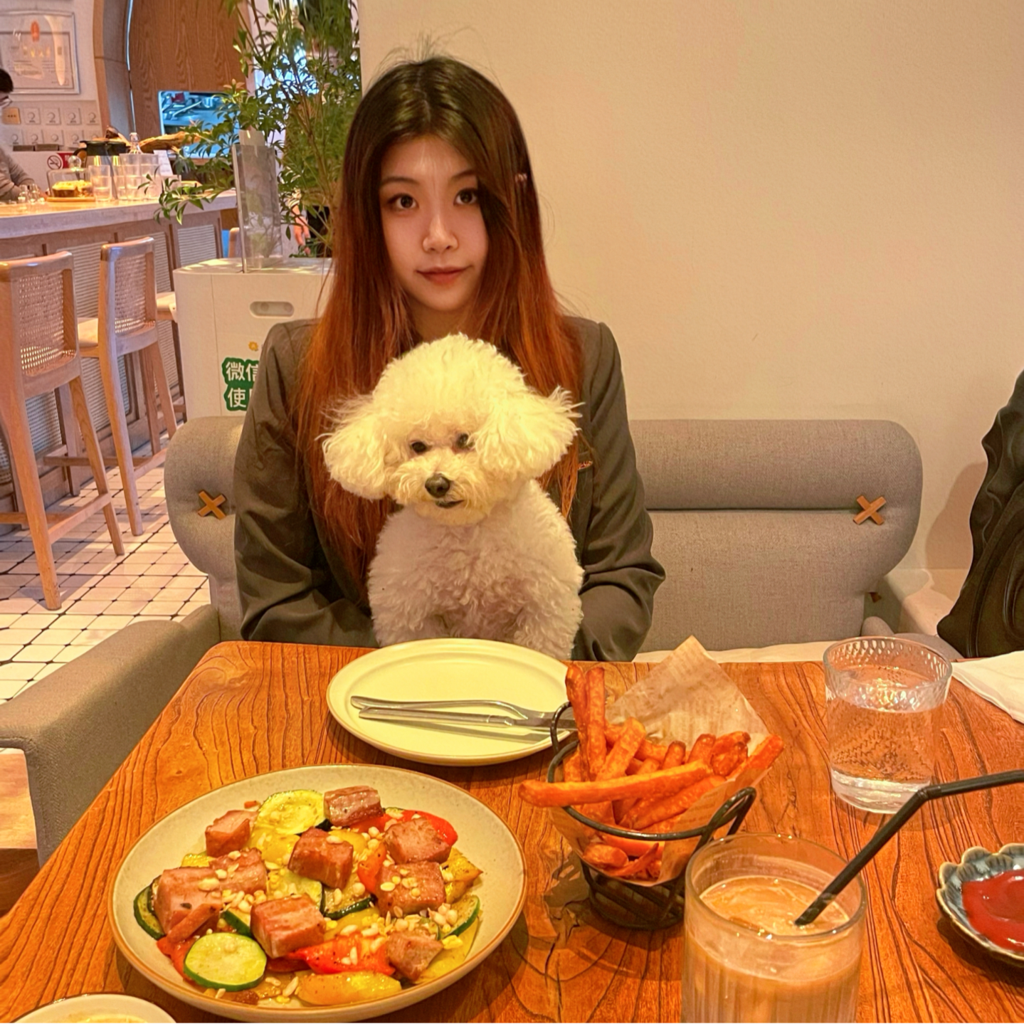 07 | 00后教育行业CEO | 18岁赚到第一个100万，我只做对了这一件事 episode artwork