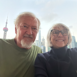 Vol.23 | 美国视频播客主播,来中国买labubu?