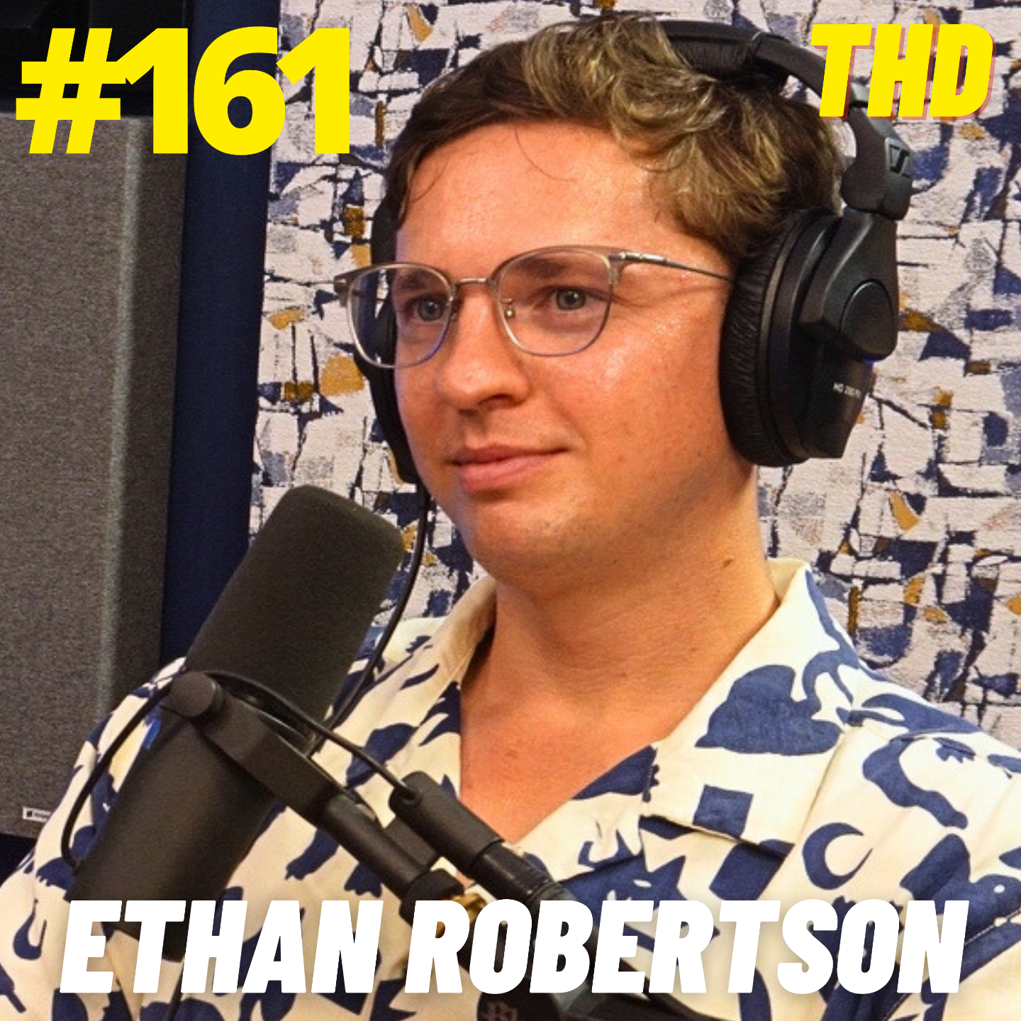 cover of episode #161. Ethan Robertson (Wheelsboy 车轮哥, Chinese EV's)