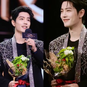 女大学生—交换价值