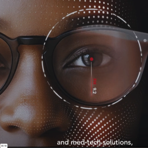 眼镜巨头的下一个十年：从镜片到智能眼镜 | 巴克莱深度研报