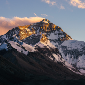 E48 珠峰东坡、乌孙古道相继关闭，为什么顶级步道不再欢迎人类？