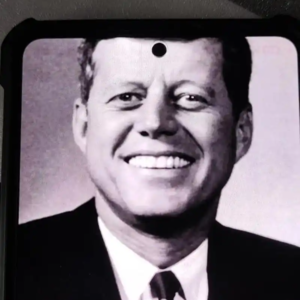 【阴谋论】邪教徒渗透国税局、用意念迫害山羊、穿墙通灵者