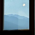 夜晚行船