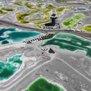 学术酒馆03｜盐湖上的《飞驰人生》：从雪山到千米盐坑