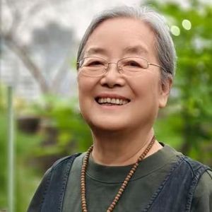 12.蔡皋:她在获奖后写道:“感恩生命中所有的光。”