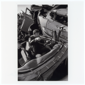 改变马格南摄影师一生的照片 24 — Richard Kalvar 「摄影的魅力来自现实生活的抽象化」