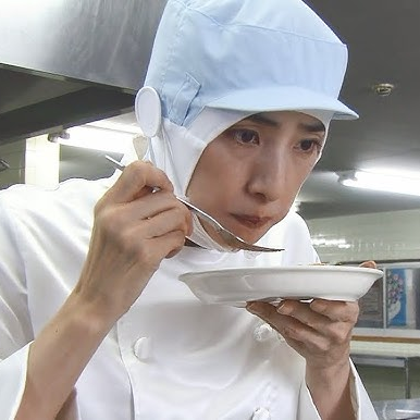 88. 校园餐隐喻:关于喂养、成长与食物的关系