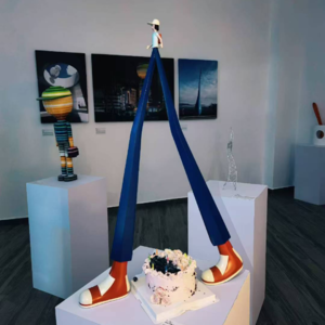 No.169 反正就三十岁了:没有拥有很多很多钱,但确实拥有了很多很多爱,和勇气