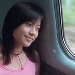 Holiday喜欢吃草莓