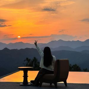 084. 12年，终于走出「被爱的执念」。