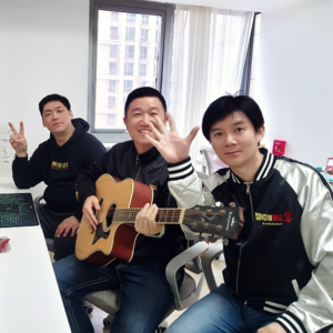 关于节目本周临时延期到周四更新的通知