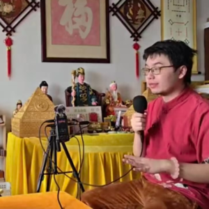 E7：我一哥们儿，后来当了持证道士