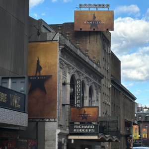 🐚剧迷入坑指南：戏是妄语，我却认真。身在剧场我在想什么？