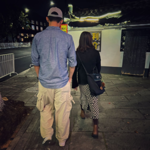 网友见面聊什么？当然是聊网友见面啊！