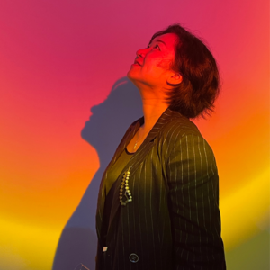 顏宓｜她次方 she² ——建構世界女性創作者與決策者平台，設計媒體界的溫柔“女魔頭”，也有貓咪融化妳心的跨界幕後推手