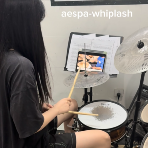 坦然承认会在意别人的评价也没关系 📅 Apr.20