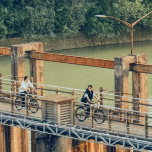 向前001 | 归棹：爱是我们斗争的方式