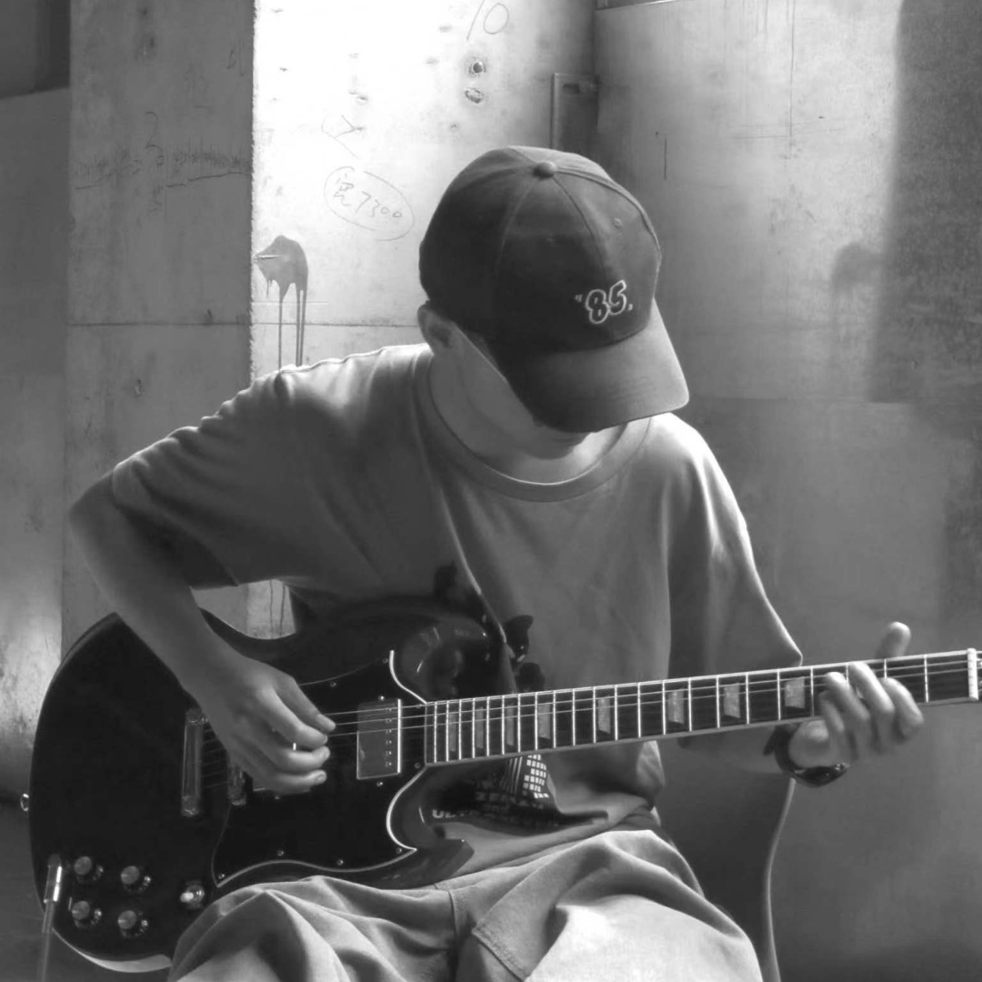 在墙缝中散步才是正经事