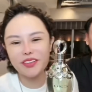 郑韩读报：网红偷逃税被追缴罚款2300万，何来硬气叫嚣？