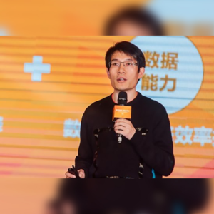 95.对话钉钉齐俊生,ToB应用在功能层面没有护城河