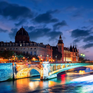 华尔街日报｜又一个政府濒临崩溃，法国会成为新的意大利吗？