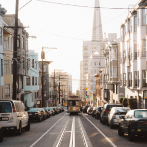 “不要为了留住一个人，反复修改自己的底线”