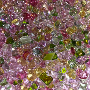 008. 那些当年买过的“爆款”,现在都成了“爆哭”