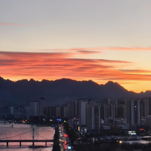 Vol.04 母女共读：用九本书，照见母女关系的千姿百态