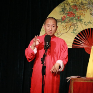 脱口秀演员胡诌诌，脱口秀相声谁更牛！