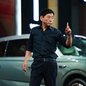 固执的魏建军，到底在赌什么？