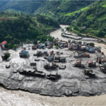 T134 尼泊尔冰崩灾害中的四类人：朝圣者、水电工作者、旅行者与当地人