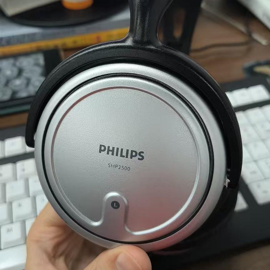 #332. 耳机维修佬对你使用了绵羊油！