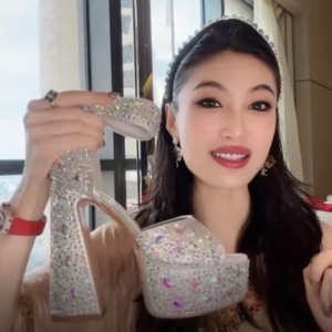 曲曲大女人-直播回放