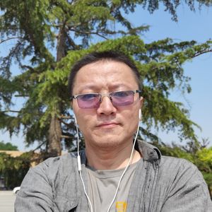 大鹏哥的播音室